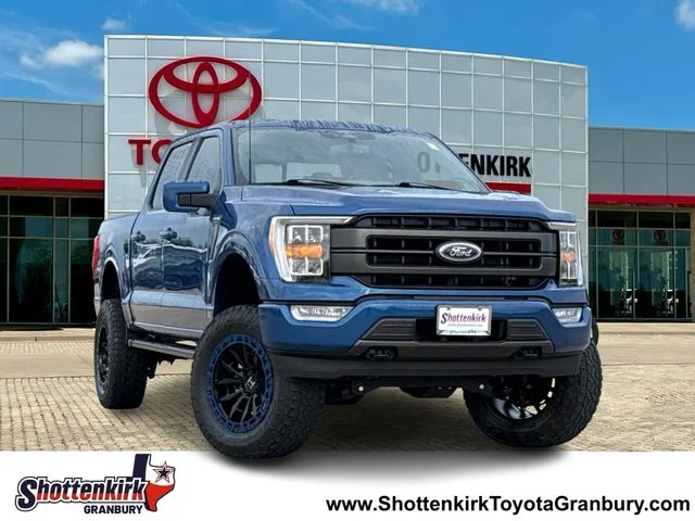 Used 2023 Blue Ford Lariat image 1