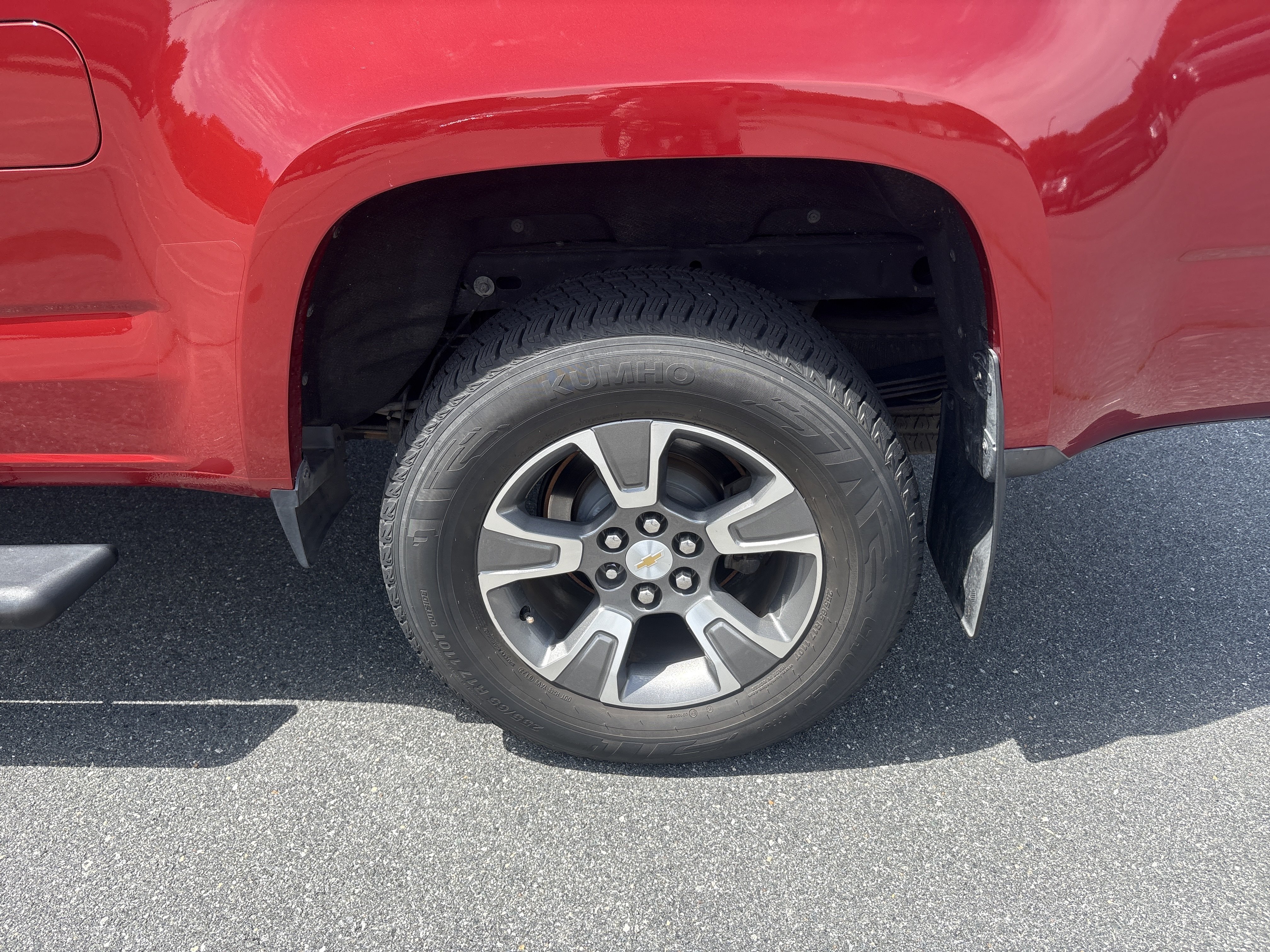 Used 2016 Red Rock Metallic Chevrolet 4WD Z71 image 22