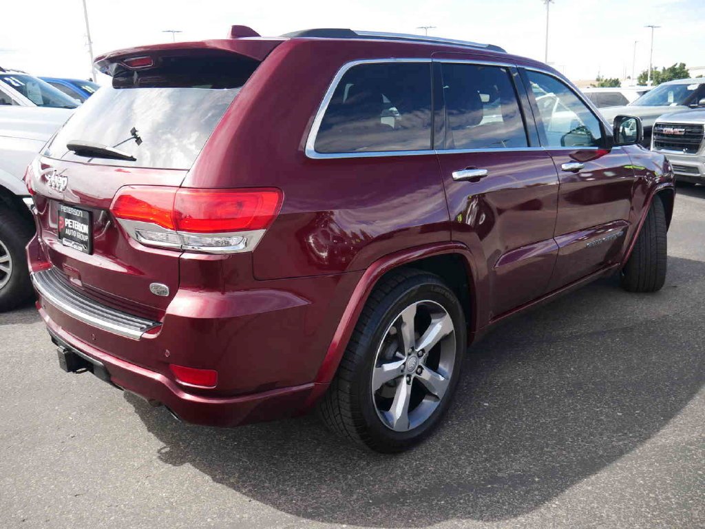 Used 2017 Red Jeep Overland image 23