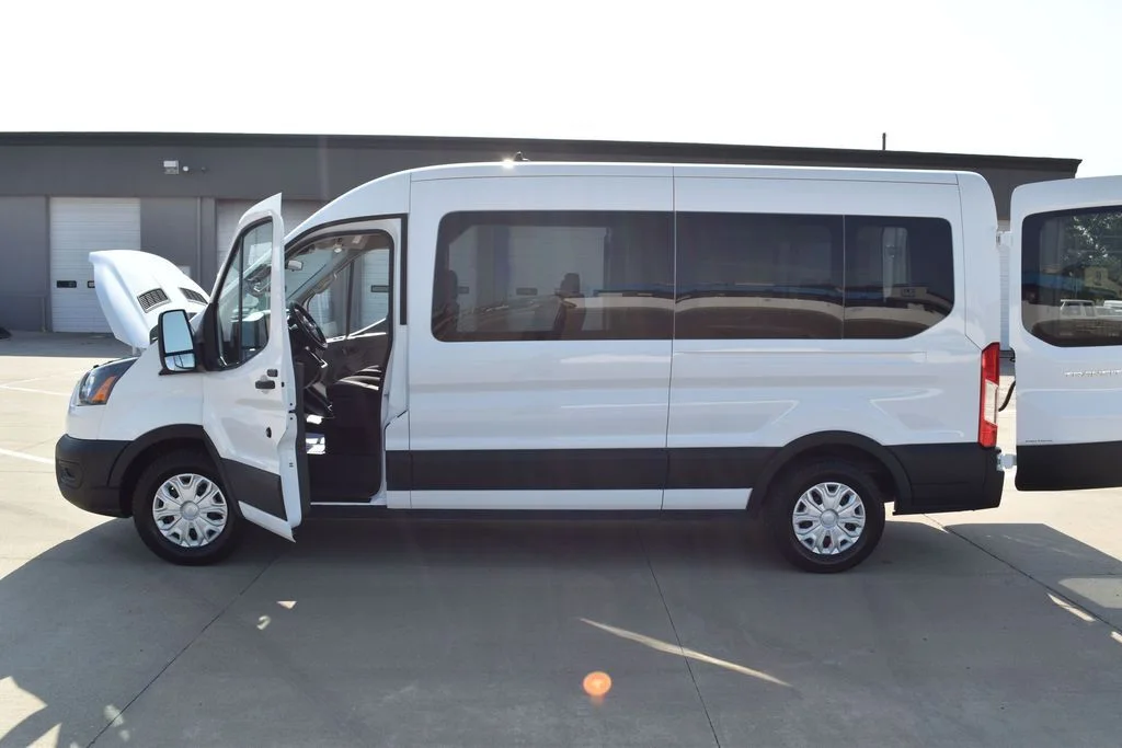 Used 2023 White Ford XL image 42