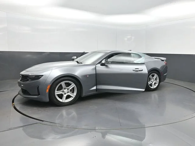 Used 2019 Gray Chevrolet 1LT image 23