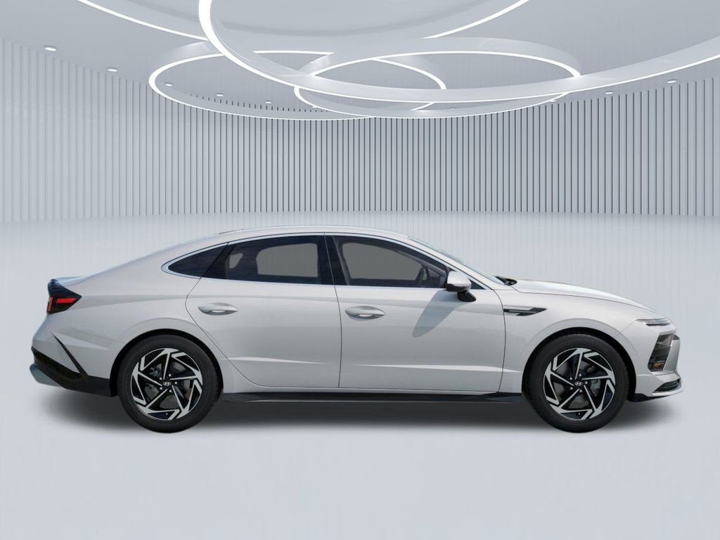 New 2026 White Hyundai SEL Sport image 7