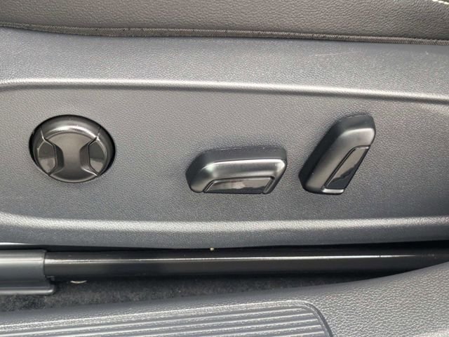 Used 2024 Silver Volkswagen 1.5T SE image 18