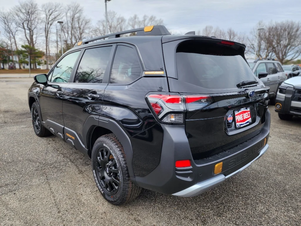 New 2026 CRYSTAL BLACK SILICA Subaru Wilderness image 10