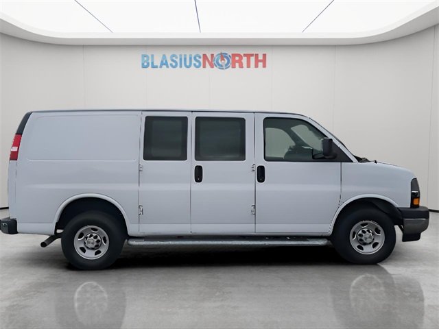 2023 Chevrolet Express 2500 Work Van photo 4