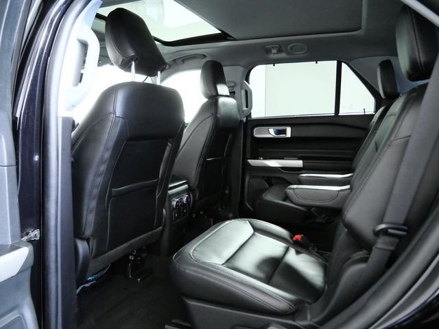 Used 2022 Black Ford Limited image 14