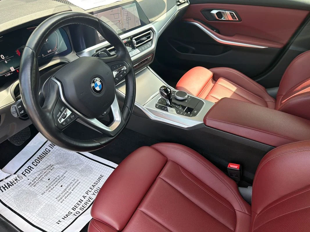 Used 2022 Black BMW xDrive image 10