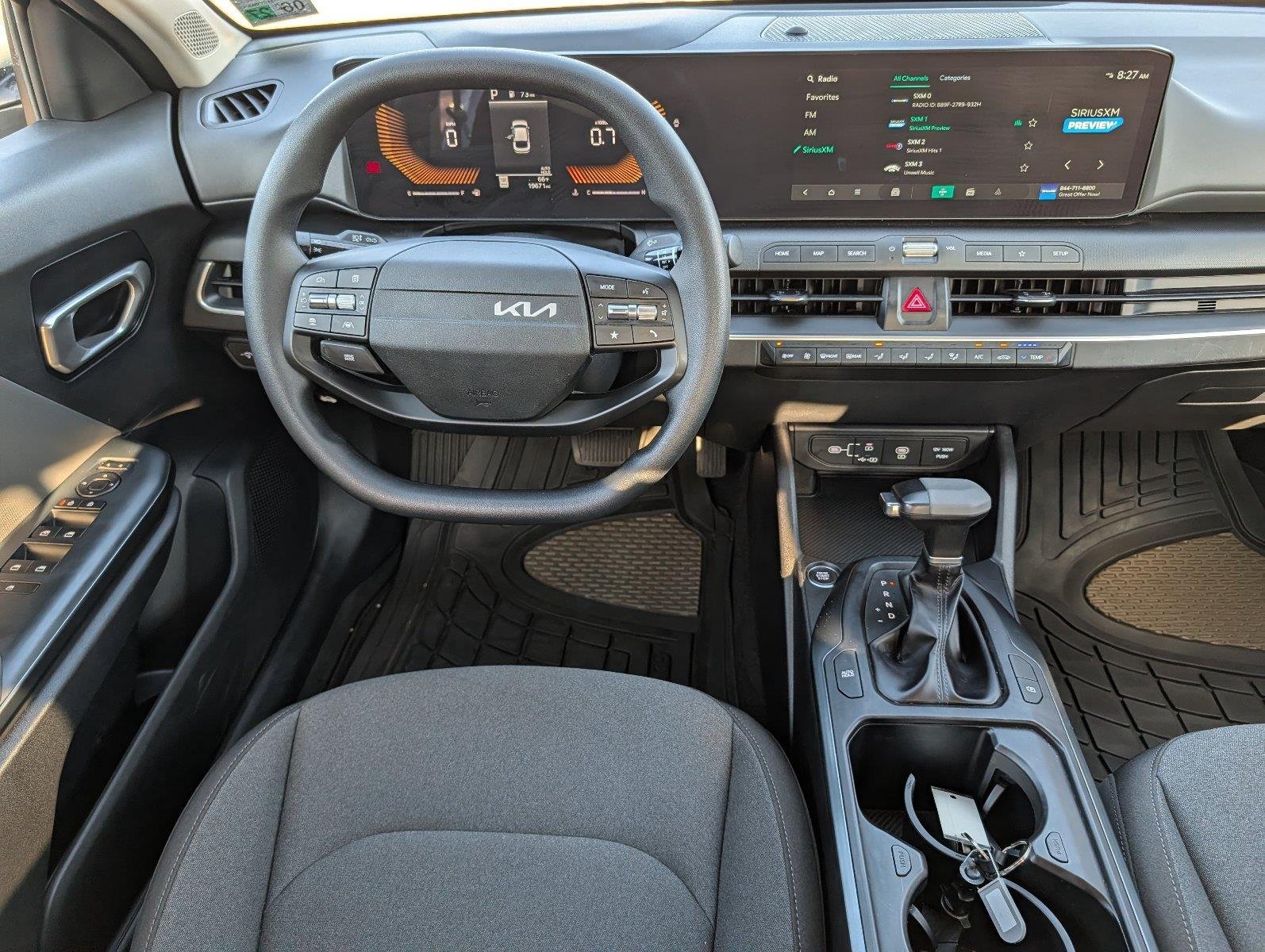 Used 2025 Morning Haze Kia LXS image 28