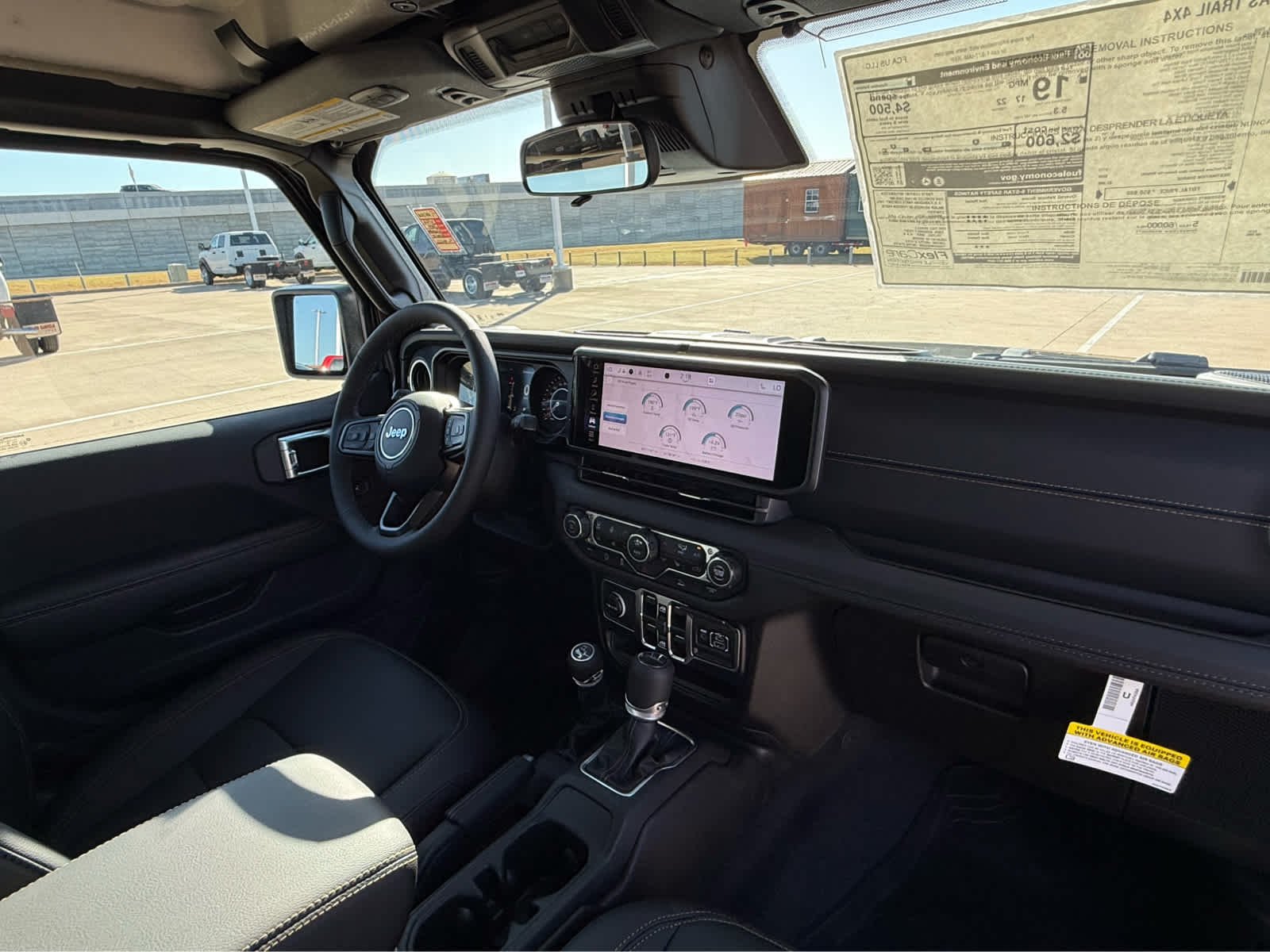 New 2026 Granite Crystal Metallic Clearcoat Jeep Texas Trail image 17