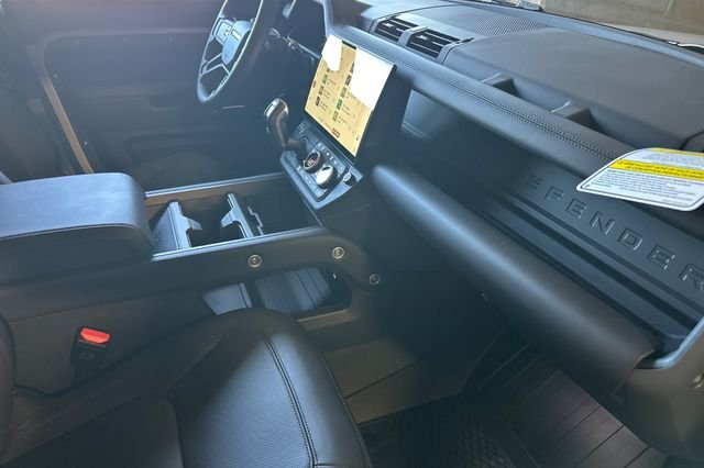 New 2026 Borasco Grey Land Rover X-Dynamic SE image 15