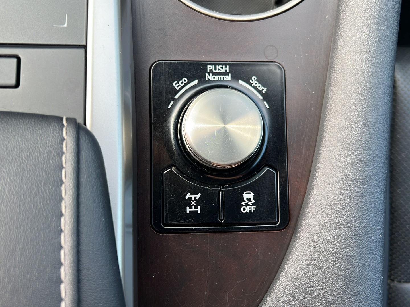 Used 2022 Atomic Silver Lexus RX 350 image 15
