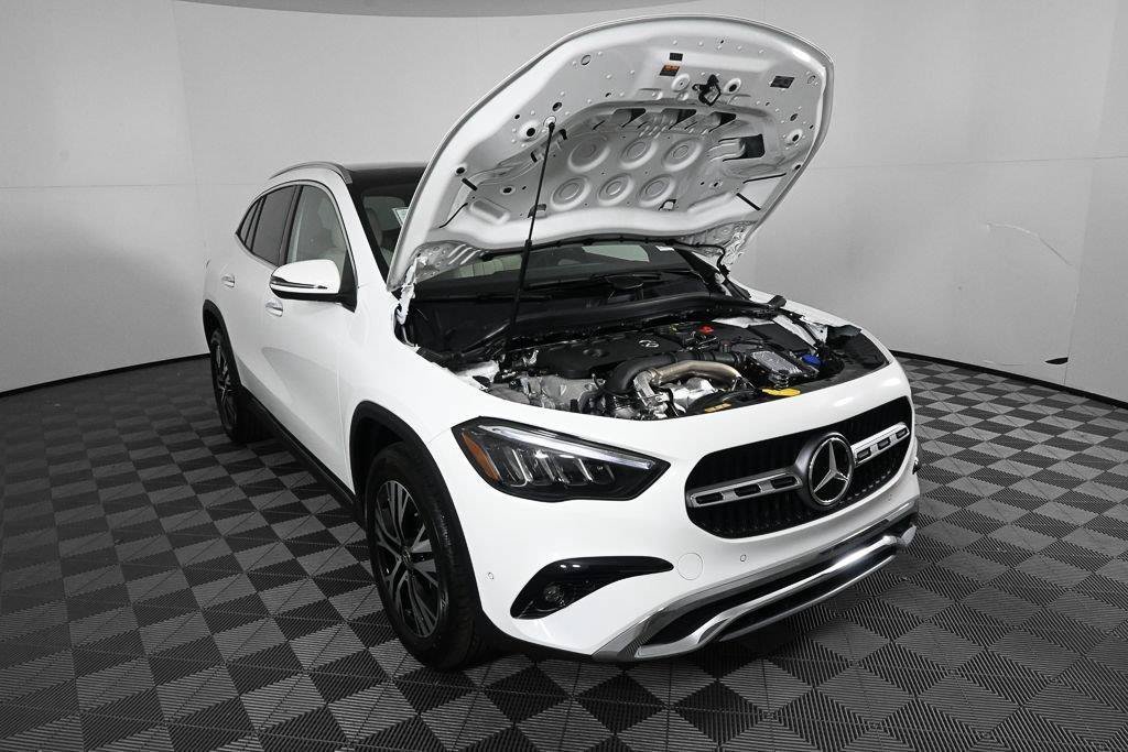 New 2026 Polar White Mercedes-Benz GLA 250 image 74
