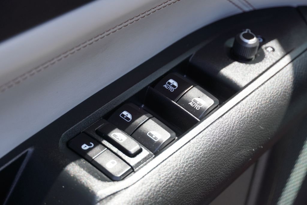 Used 2025 Red Jeep Limited image 22