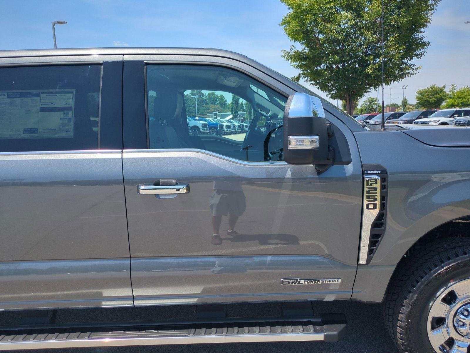 New 2026 Carbonized Gray Metallic Ford F-250® Lariat® image 37