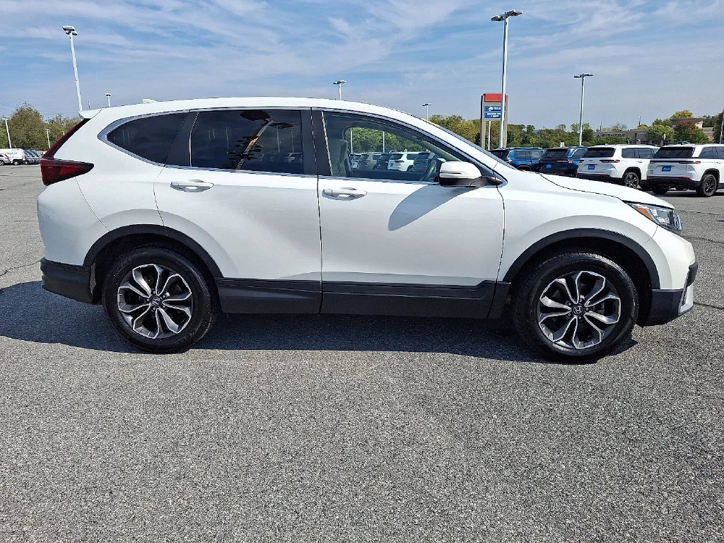 Used 2022 White Honda EX image 8