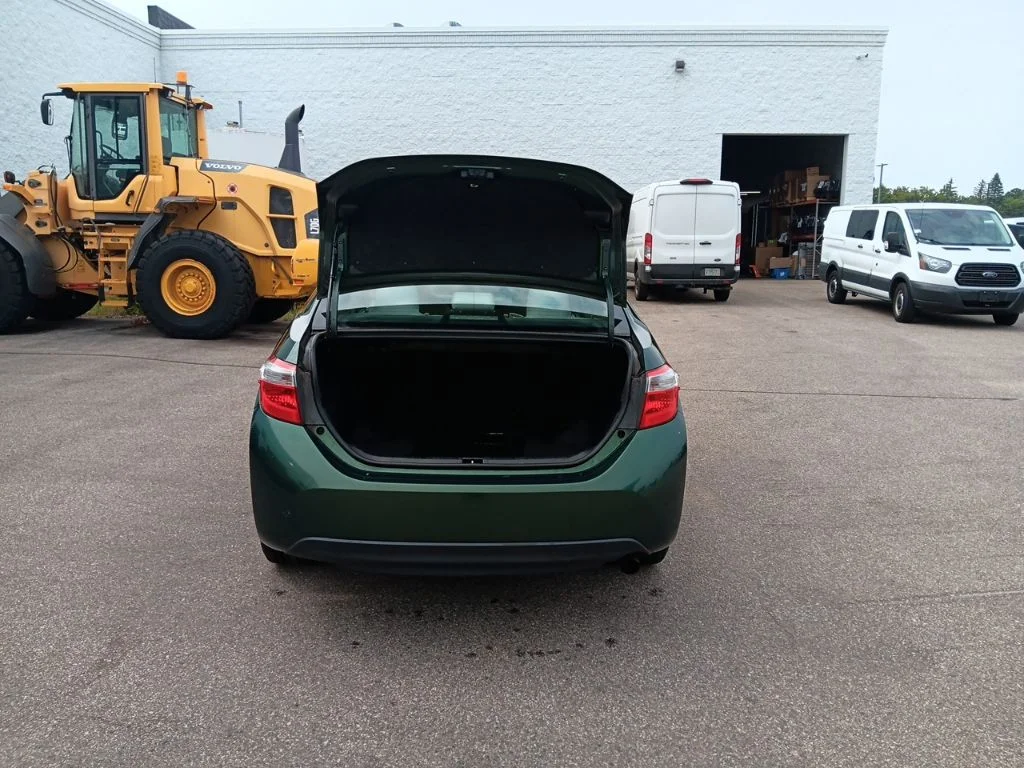 Used 2014 4Evergreen Mica Toyota LE image 34