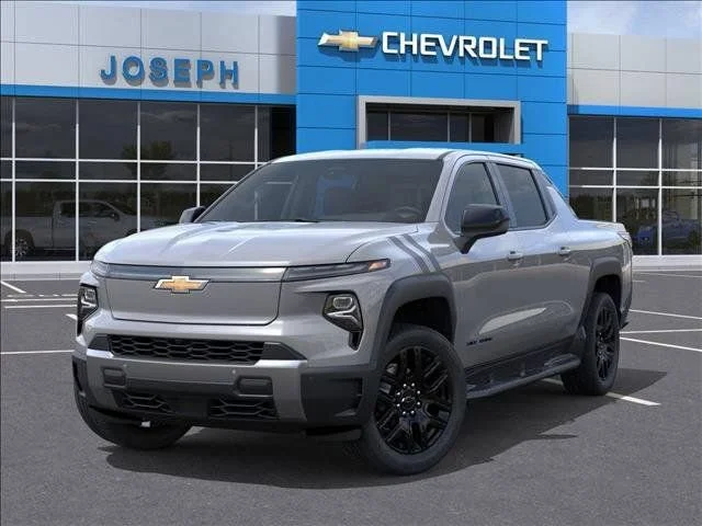 2026 Chevrolet Silverado EV LT - Photo 8