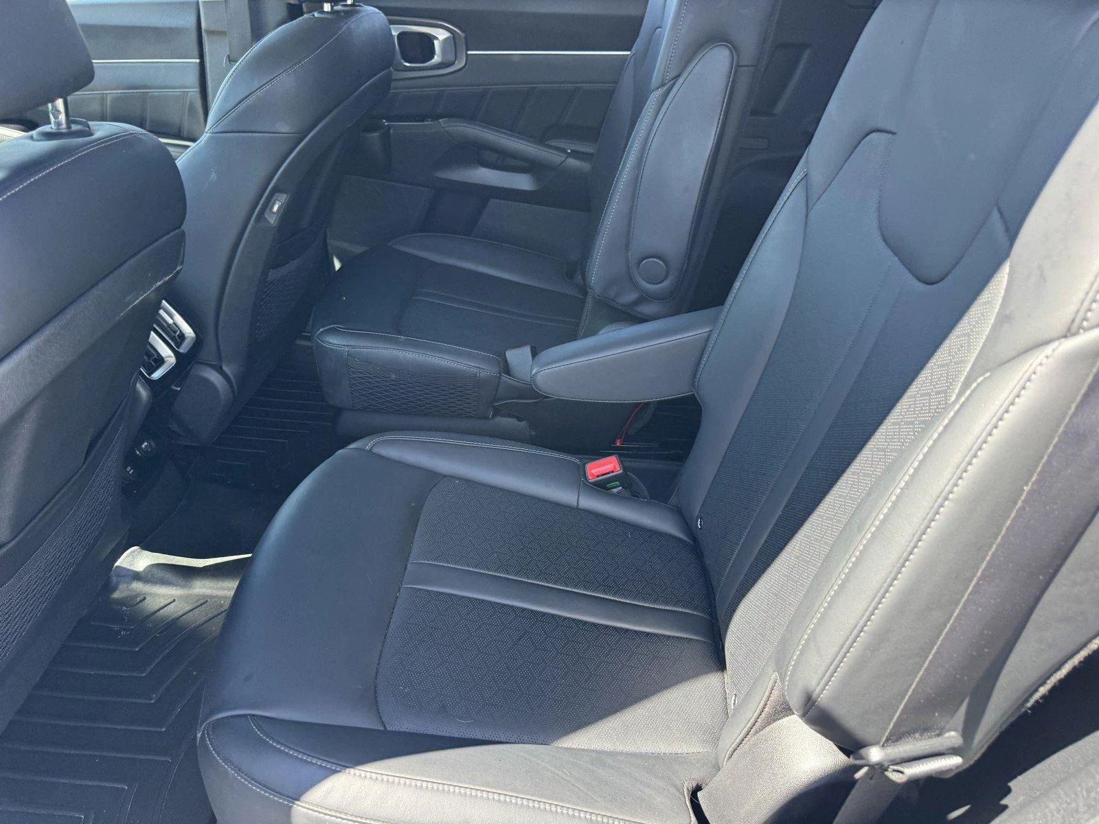 Used 2022 Snow White Pearl Kia SX image 14