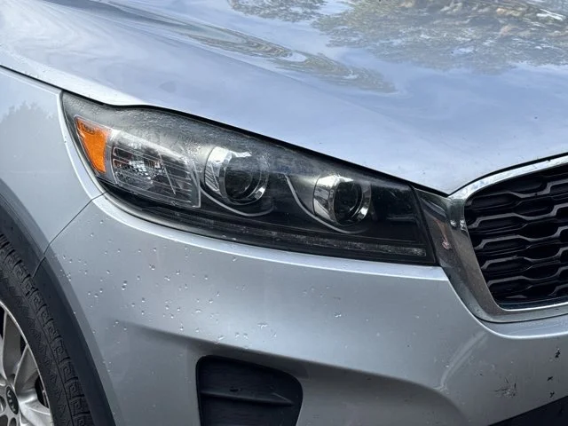 Used 2019 Silver Kia LX image 7