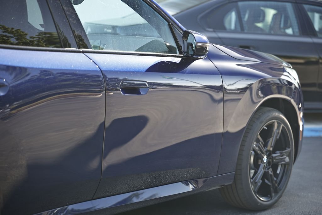 New 2026 Tanzanite Blue II Metallic BMW 30 xDrive image 7