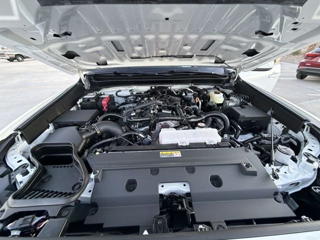 2026 Toyota Tacoma SR5 - Photo 25