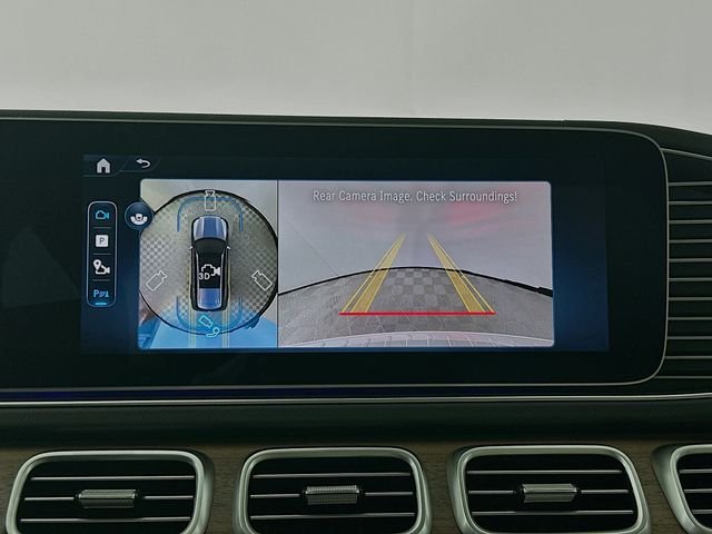 New 2026 Polar White Mercedes-Benz GLS 580 image 14