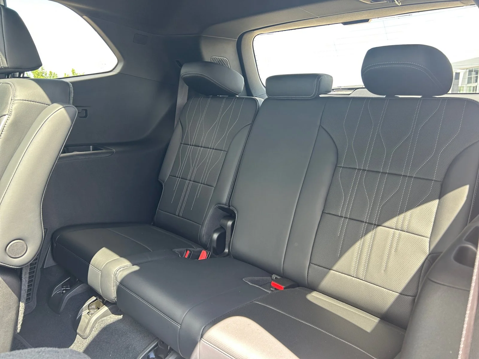 New 2026 Moonstone Grey Metallic Buick Avenir AWD image 20