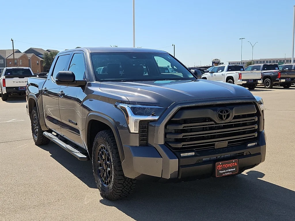 New 2026 Magnetic Gray M Toyota SR5 image 4