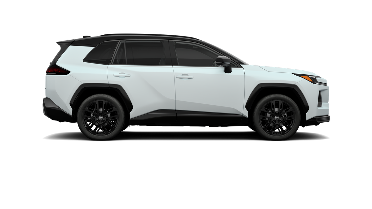 New 2026 Wind Chill Pearl with Midnight Black Metallic roof Toyota XSE image 12
