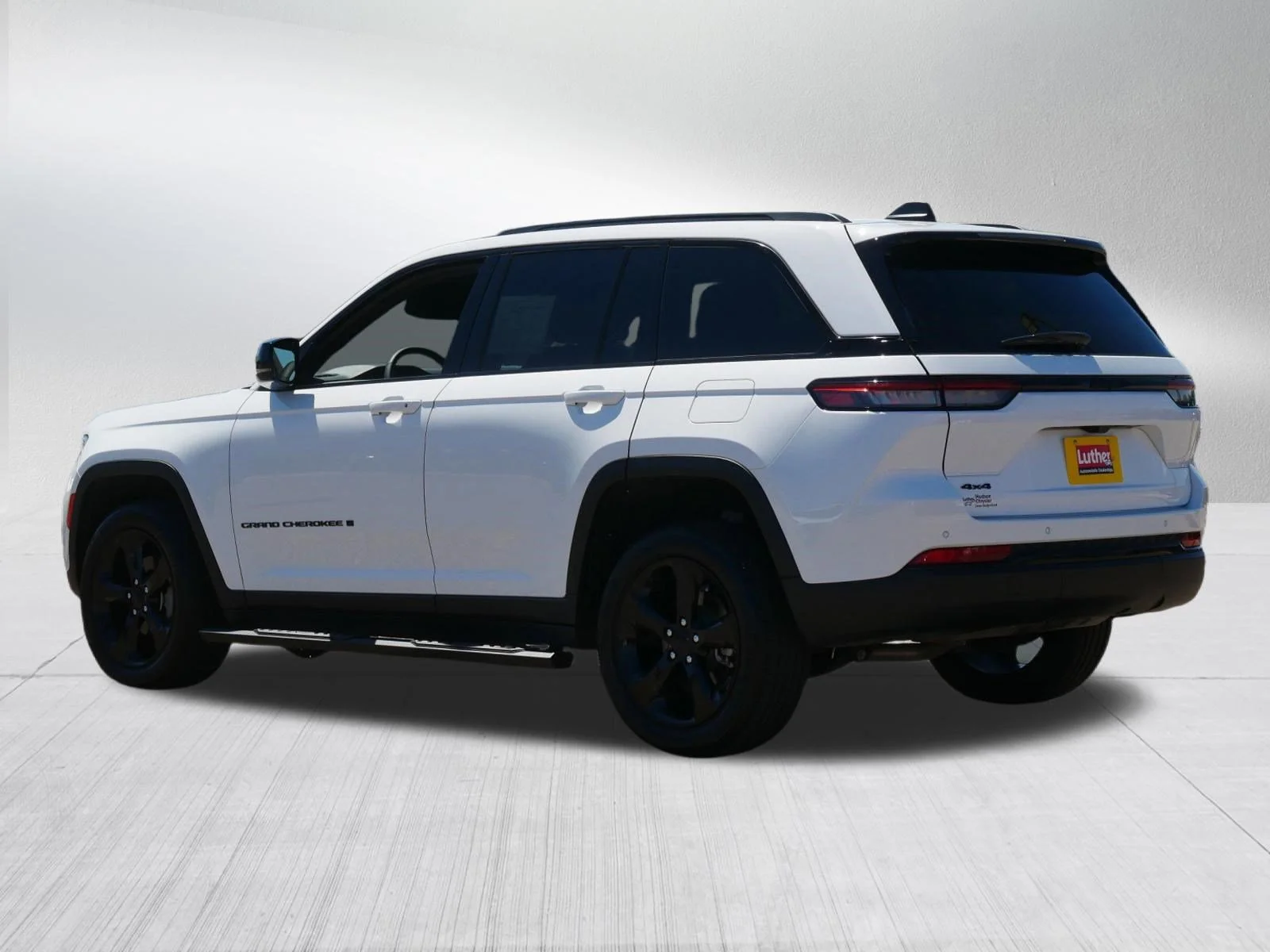 Used 2023 Bright White Clearcoat Jeep Altitude image 5
