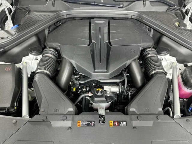 New 2026 White Genesis 3.5T Prestige image 25