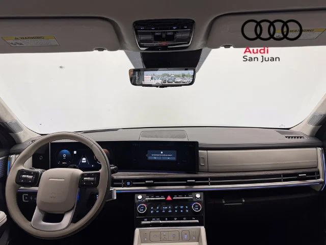 Used 2025 Silver Hyundai Calligraphy image 6