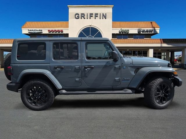 Used 2025 Gray Jeep Sahara 4xe image 3