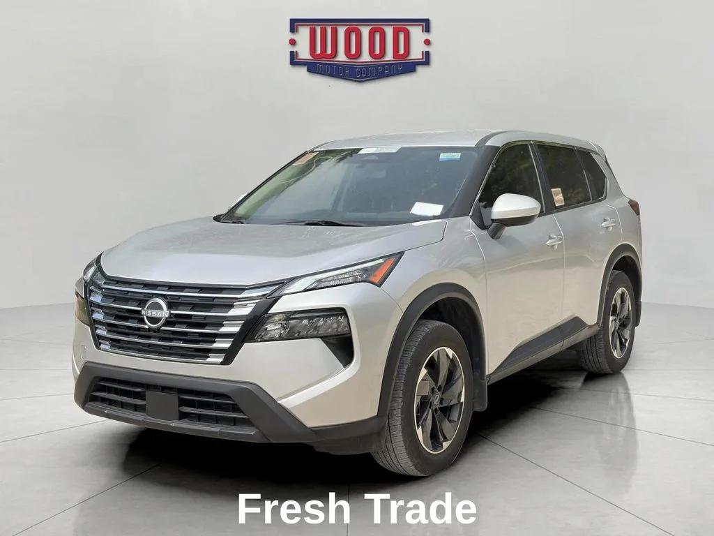 Used 2024 Brilliant Silver Metallic Nissan SV image 3