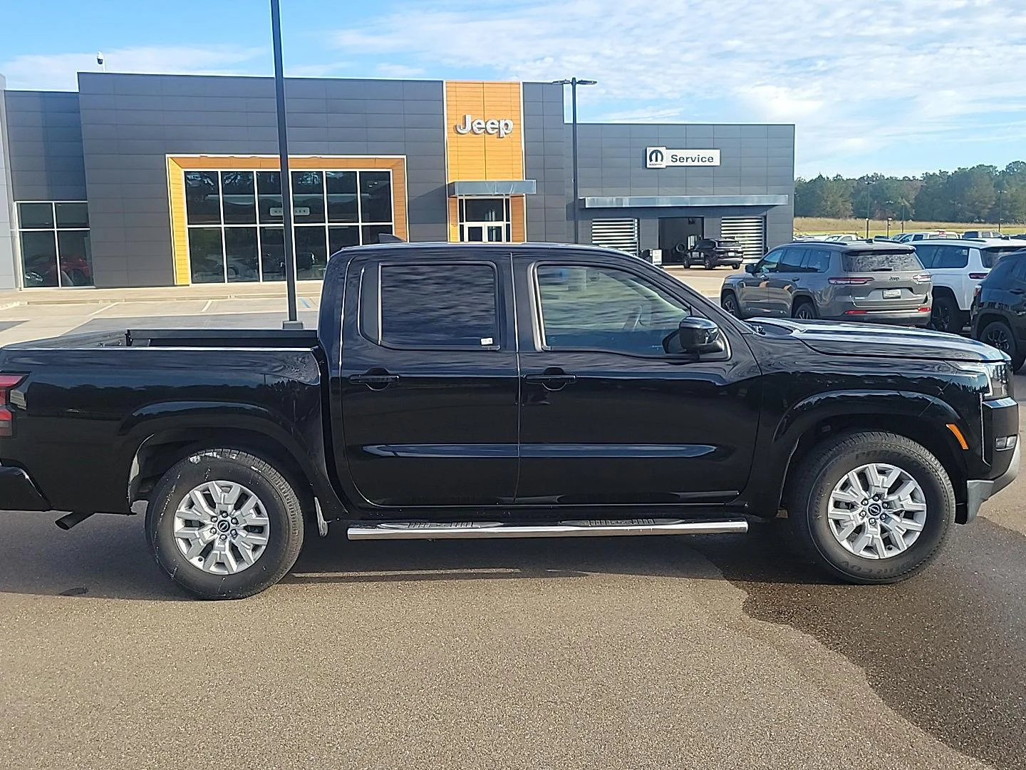 Used 2023 Super Black Nissan SV image 16