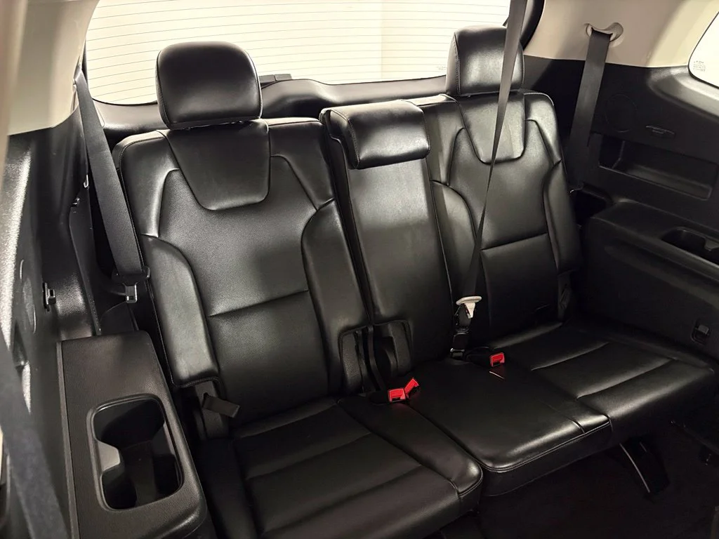 Used 2022 Black Kia S image 41