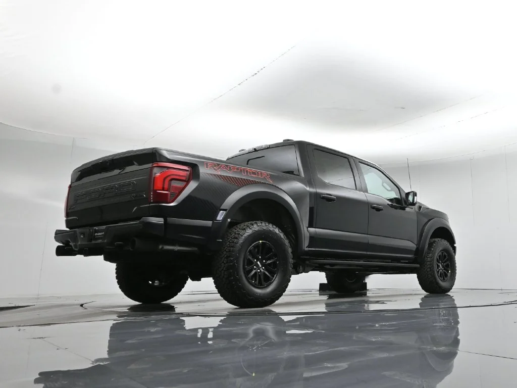 New 2026 Agate Black Metallic Ford Raptor image 47