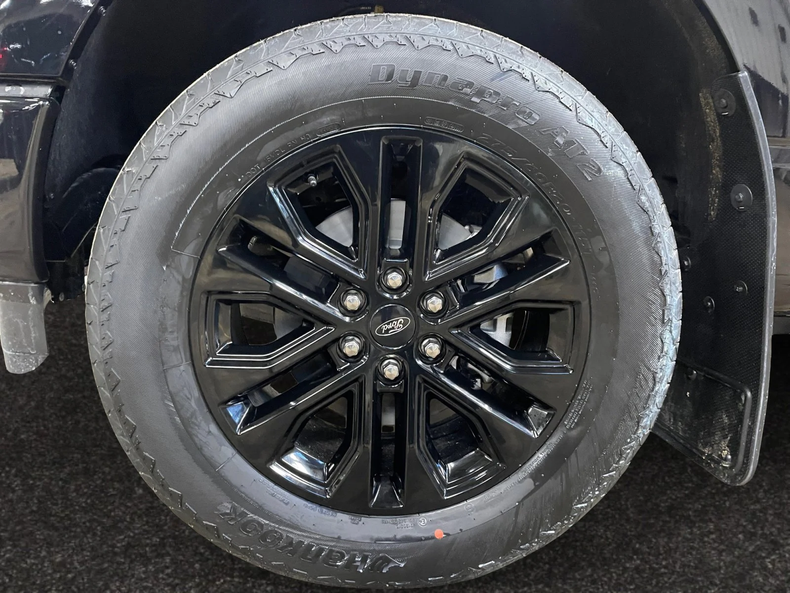 New 2026 Agate Black Metallic Ford Lariat image 9