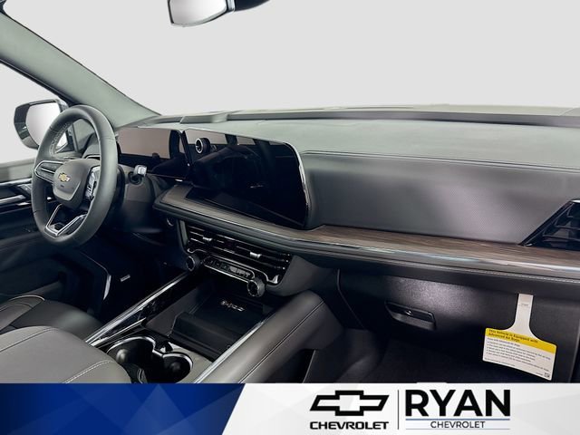 2026 Chevrolet Suburban Premier - Photo 32