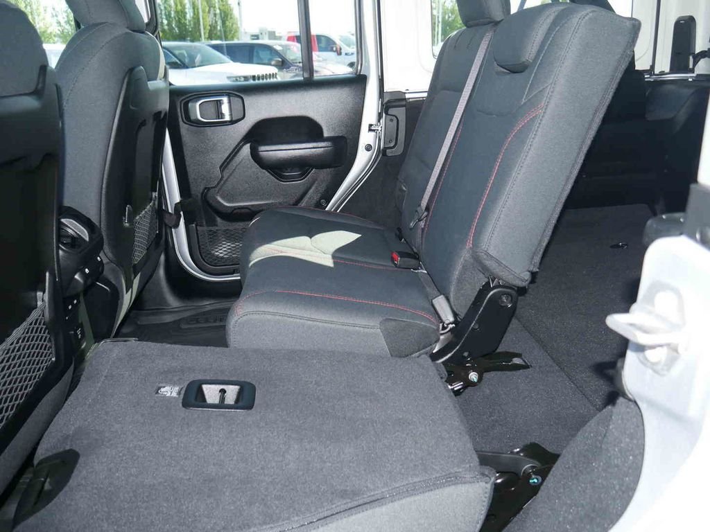 Used 2024 Silver Jeep Rubicon image 20