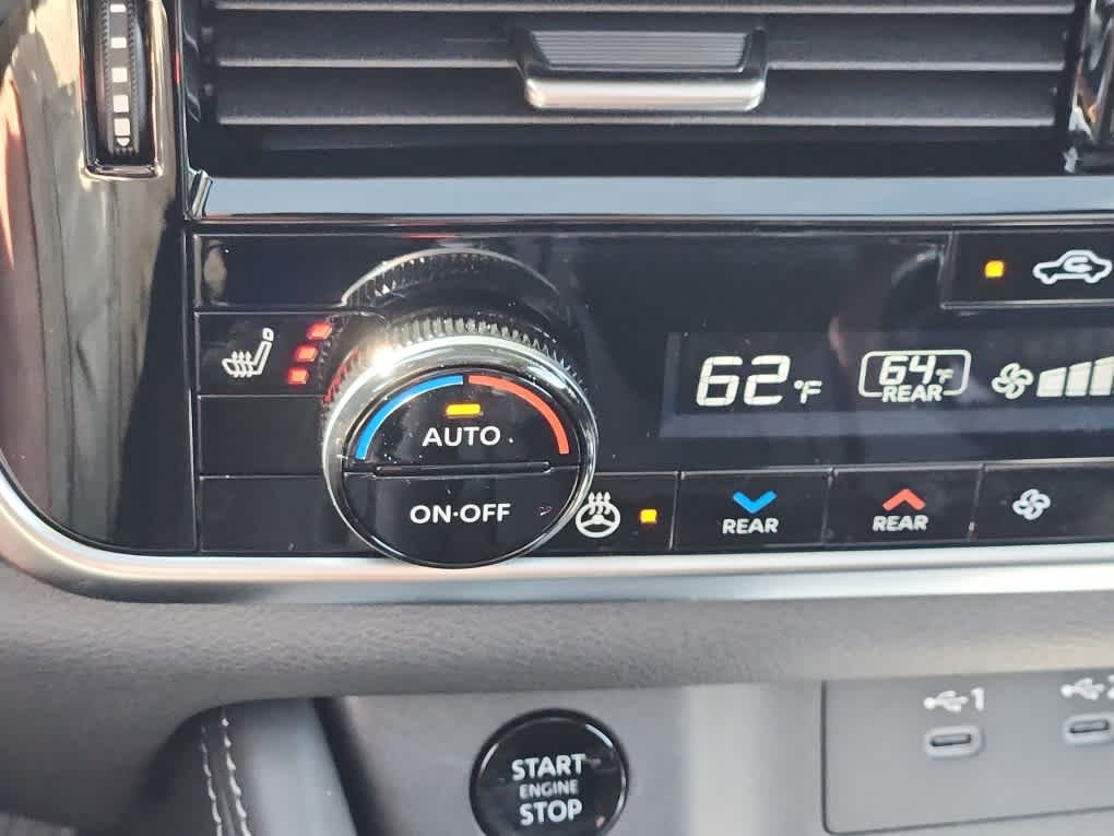 2026 Nissan Rogue Platinum - Photo 16