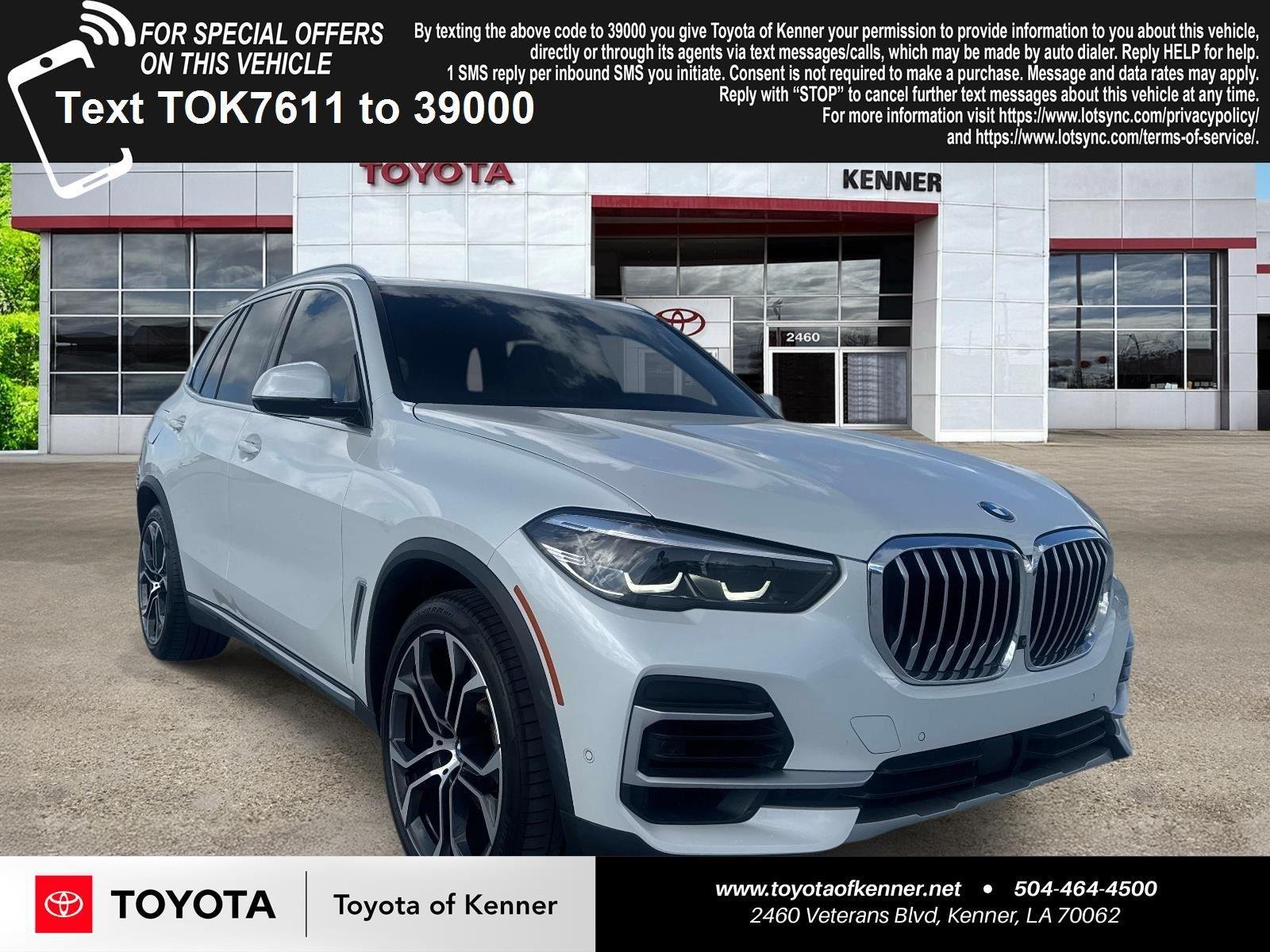 Used 2022 Mineral White Metallic BMW xDrive40i image 1
