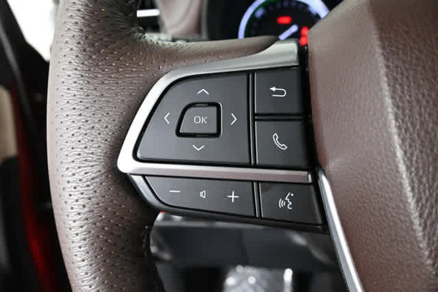 Used 2022 Ruby Flare Pearl Toyota Platinum image 25
