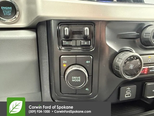 New 2026 Carbonized Gray Metallic Ford XLT image 29