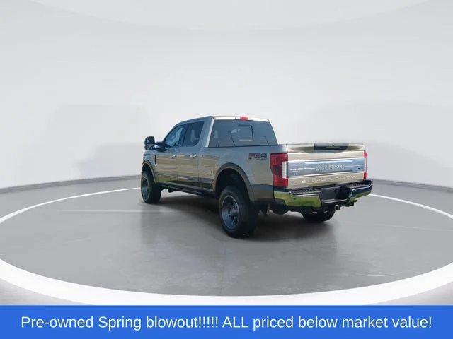 Used 2017  Ford King Ranch image 6