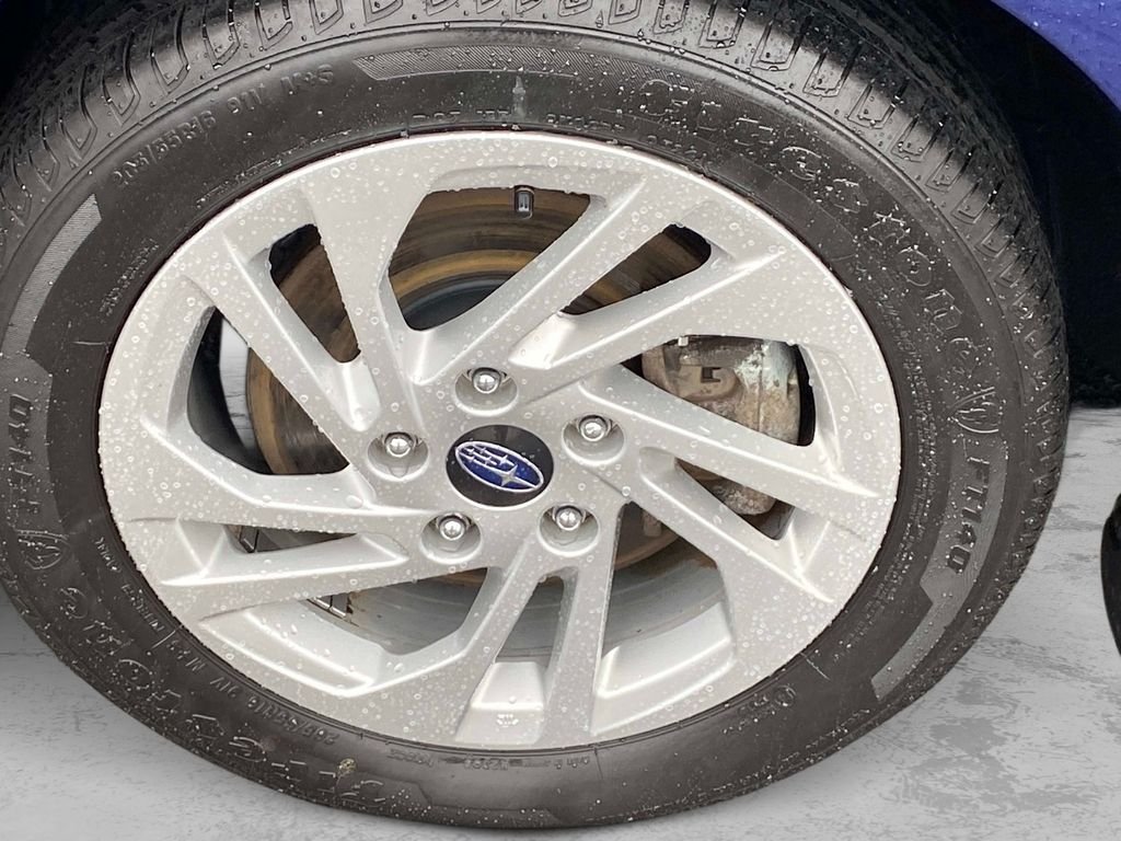 Used 2024 Blue Subaru Base image 29