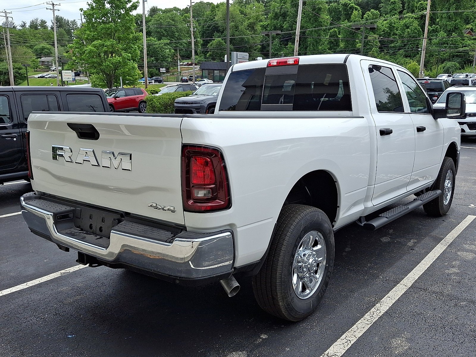 New 2026 Bright White Clear-Coat Exterior Paint RAM Tradesman image 3