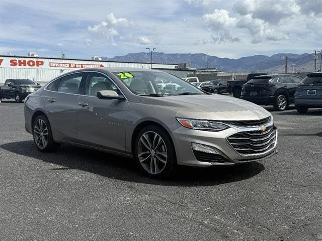 Pre-Owned 2024 Chevrolet Malibu LT With Navigation