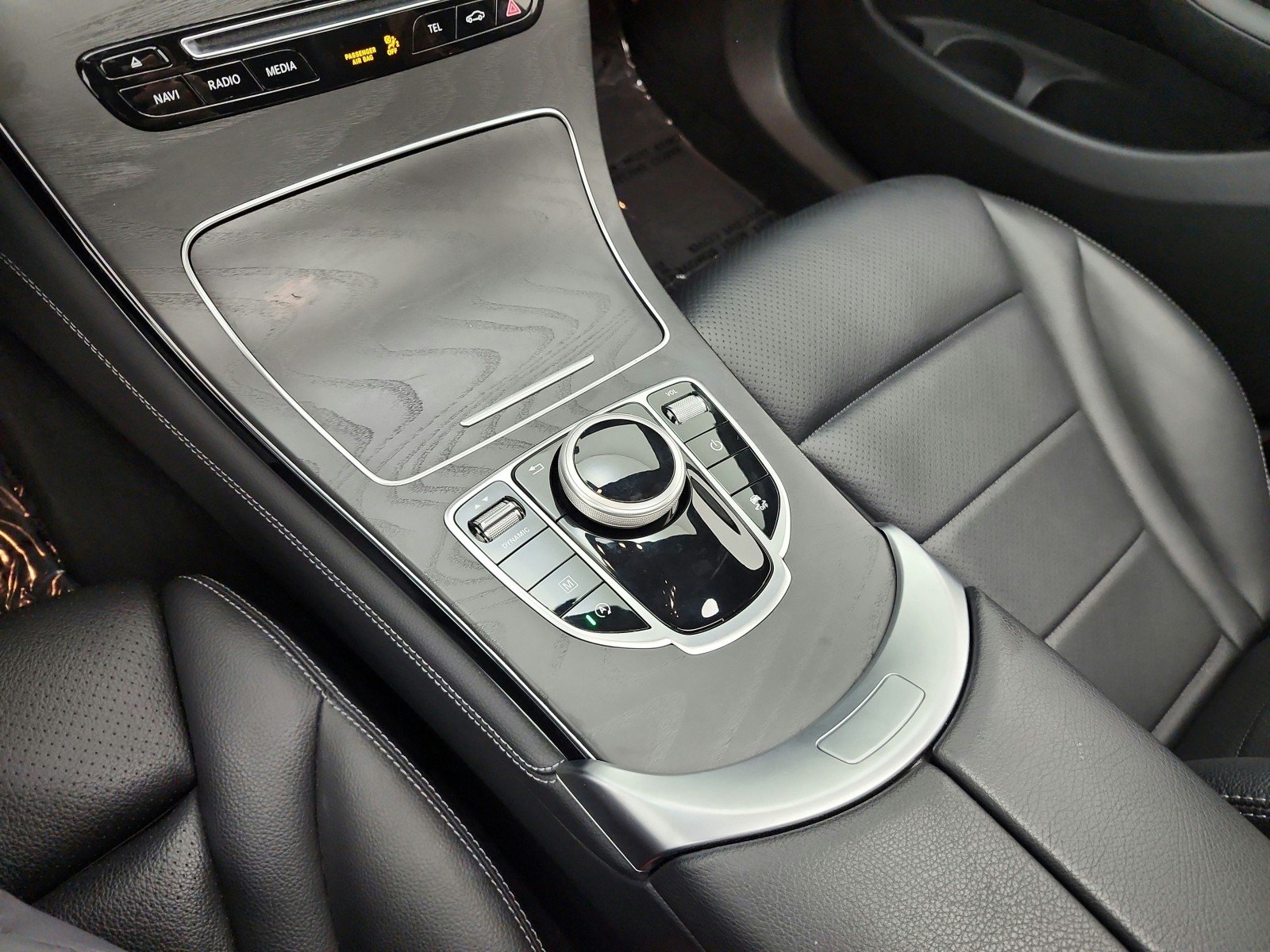 Used 2019 Polar White Mercedes-Benz GLC 300 SUV image 13
