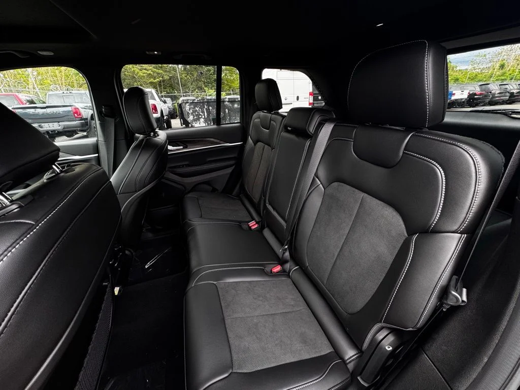 New 2026 Black Jeep Altitude image 18